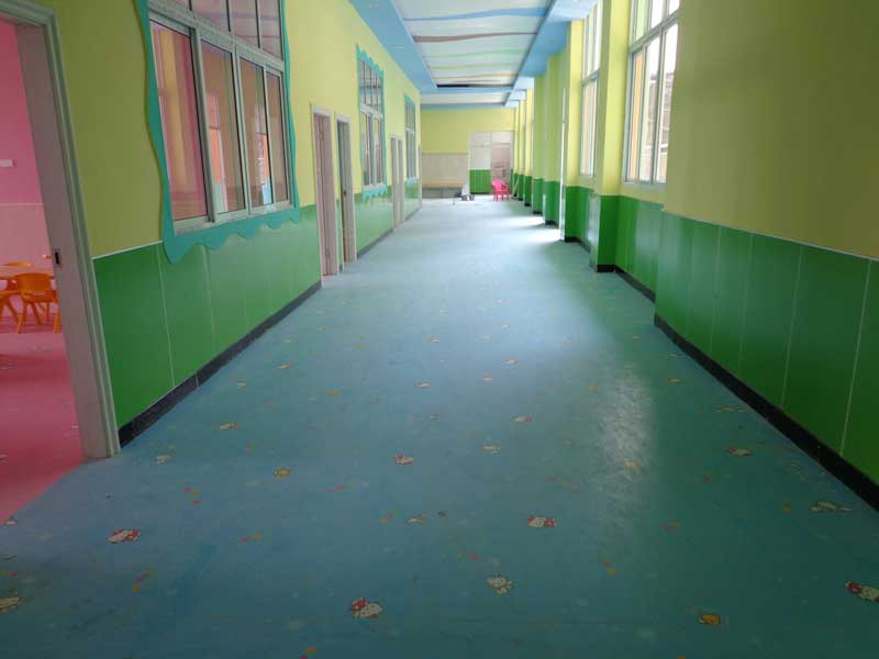 幼儿园塑胶地板的特点