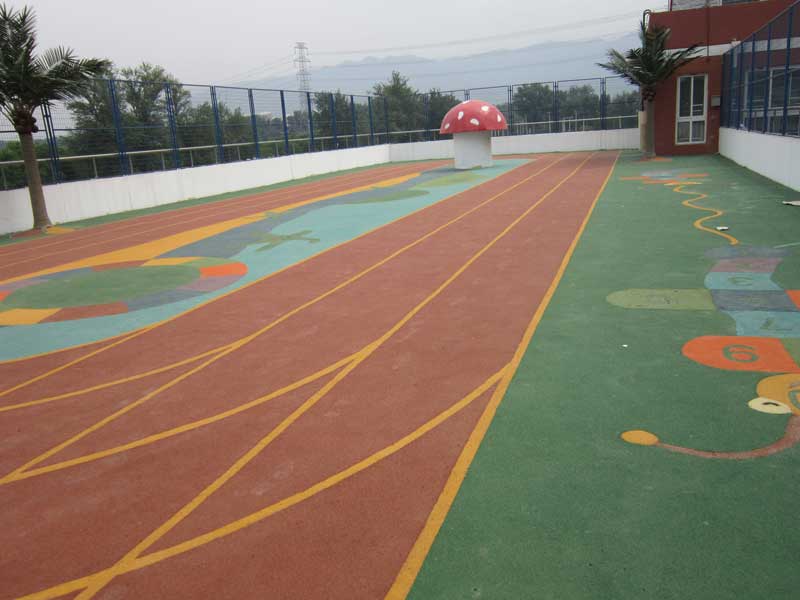 天津市大港油田幼儿园室外地板